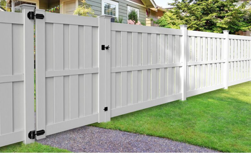 Shadowbox Vinyl Fence | Staten Island & NJ Fence Supplier